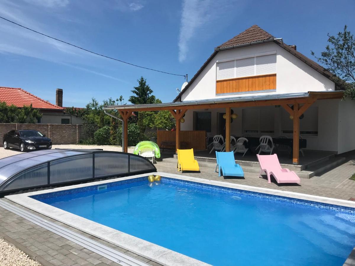 Nice Big House Balatonfenyves Extérieur photo